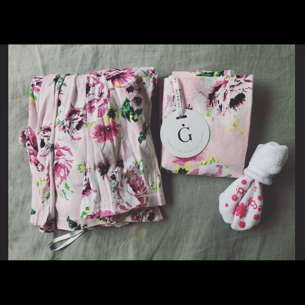 Labor & Delivery gown set